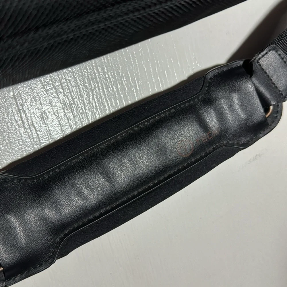 Tumi T-Tech Laptop Bag - Picture 9 of 16